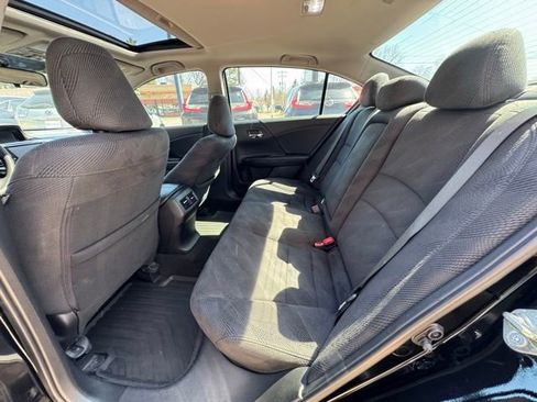 Used 2016 Honda Accord EX image 12
