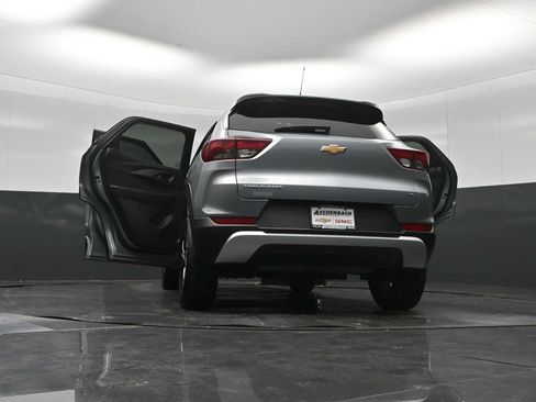 Used 2023 Chevrolet TrailBlazer LT FWD image 30