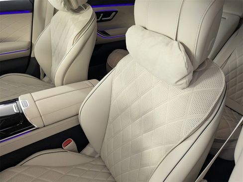 New 2026 Mercedes-Benz S 580 4MATIC Sedan image 8