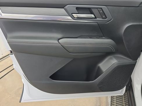 New 2026 GMC Terrain Elevation image 10