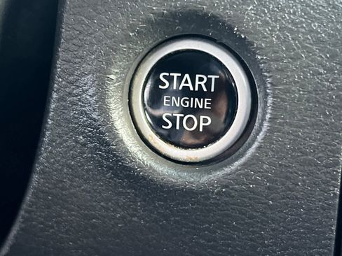 Certified 2023 Nissan Frontier S image 26