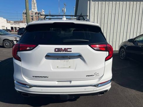 Used 2018 GMC Terrain Denali w/ LPO, 'HIT The Road' Package AWD/4WD image 4