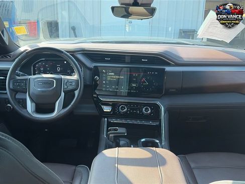 Used 2024 GMC Sierra 1500 Denali AWD/4WD image 12
