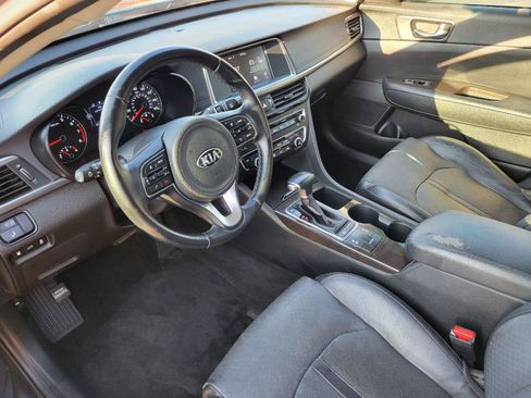 Used 2018 Kia Optima EX w/ Premium Package FWD image 5