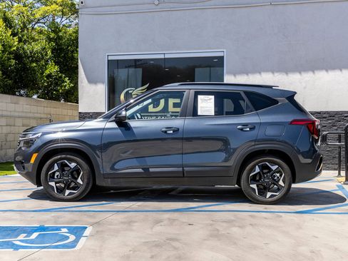 Used 2025 Kia Seltos S FWD image 10