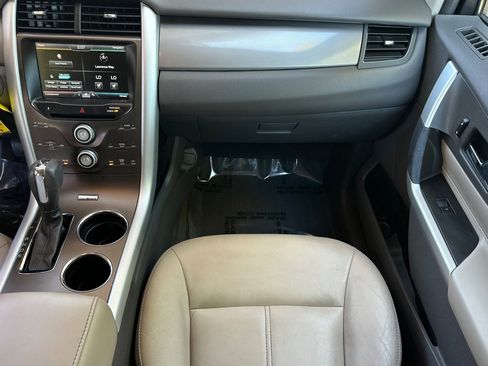 Used 2013 Ford Edge SEL FWD image 30