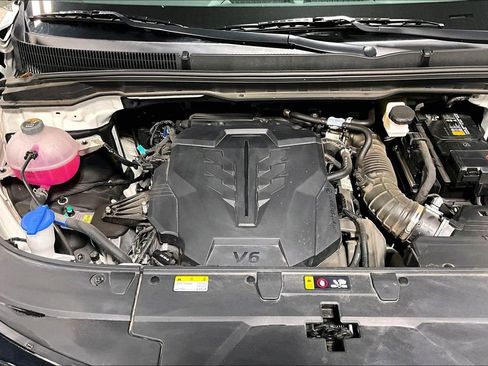 Used 2026 Kia Carnival FWD image 41