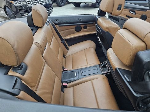 Used 2011 BMW 335i Convertible w/ M Sport Pkg image 22