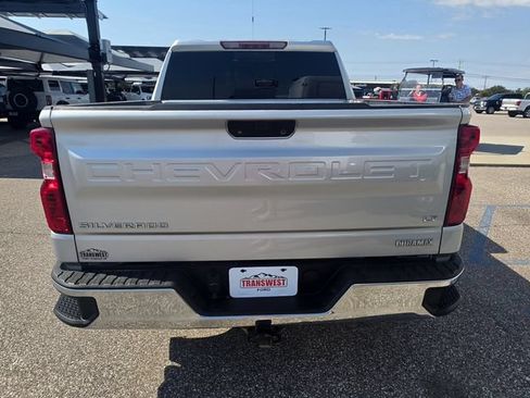 Used 2021 Chevrolet Silverado 1500 LT w/ Convenience Package II AWD/4WD image 8
