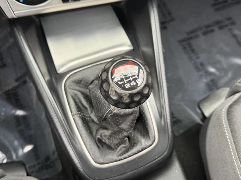 Used 2003 Volkswagen Golf 20th Anniversary image 24