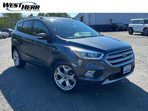 Used 2019 Ford Escape Titanium w/ U9j03 - Titanium Tow Package AWD/4WD image 1