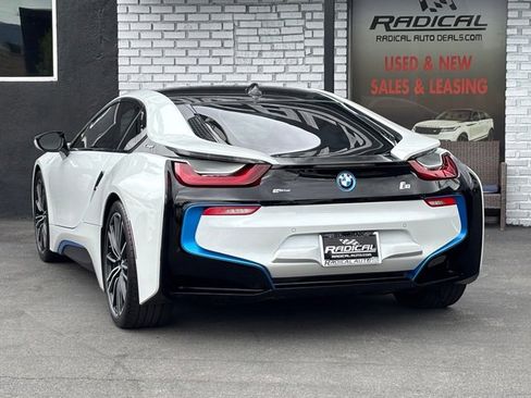 Used 2019 BMW i8 Coupe AWD/4WD image 21