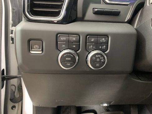 Used 2023 GMC Sierra 1500 Denali w/ Denali Reserve Package image 19