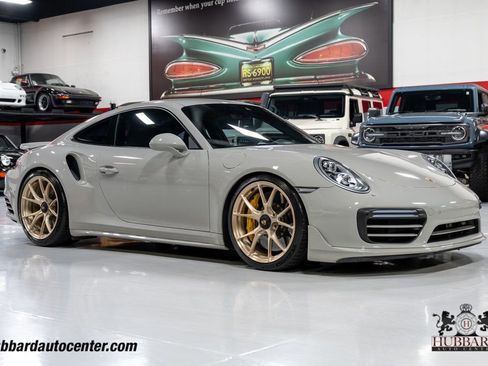 Used 2018 Porsche 911 image 1