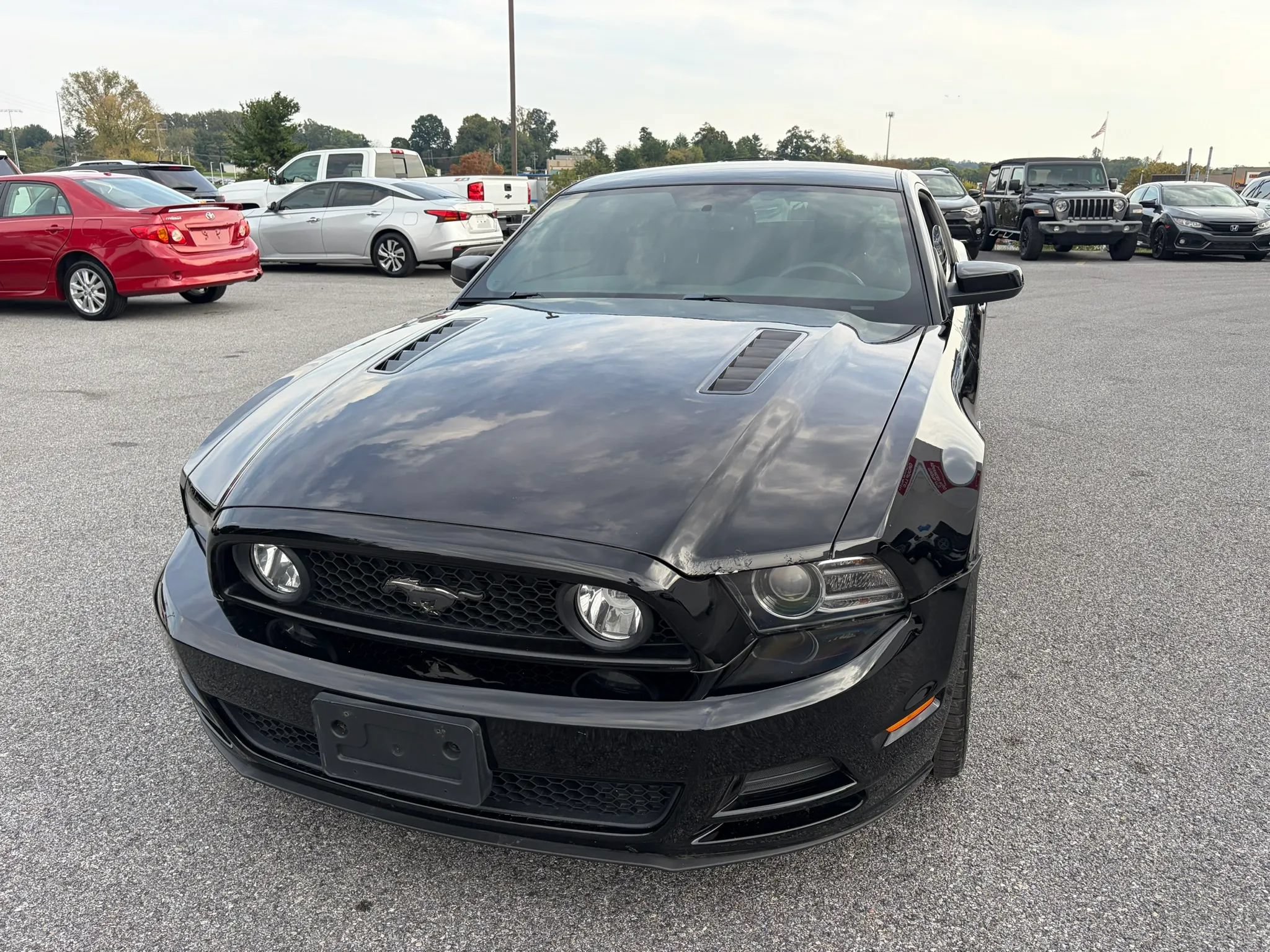 Used 2014 Ford Mustang GT w/ Brembo Brake Package RWD image 2