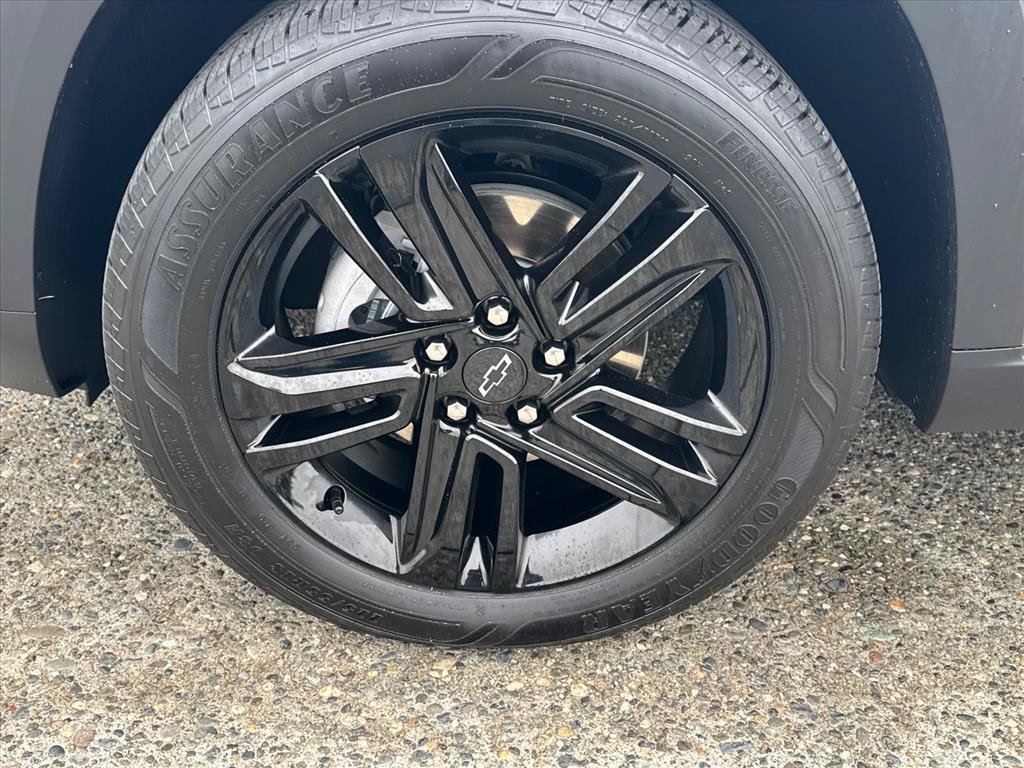 Used 2025 Chevrolet Trax ACTIV w/ Driver Confidence Package FWD image 6