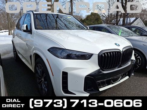 Used 2026 BMW X5 xDrive40i w/ M Sport Package image 1