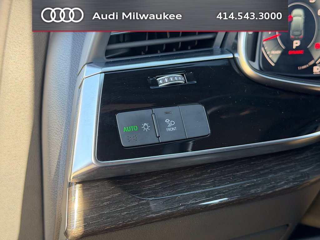 Used 2022 Audi Q7 3.0T Premium Plus AWD/4WD image 23