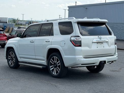 Used 2018 Toyota 4Runner Limited RWD image 7