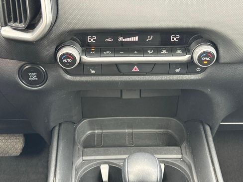 Used 2025 MAZDA CX-50 AWD 2.5 S w/ Preferred Package image 12