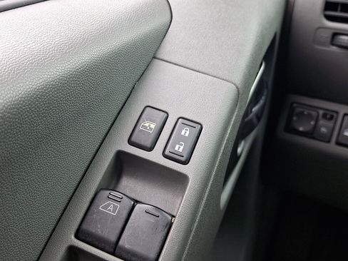 Certified 2019 Nissan Frontier SV w/ Value Truck Package image 25