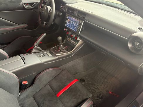 Used 2024 Subaru BRZ Limited image 20