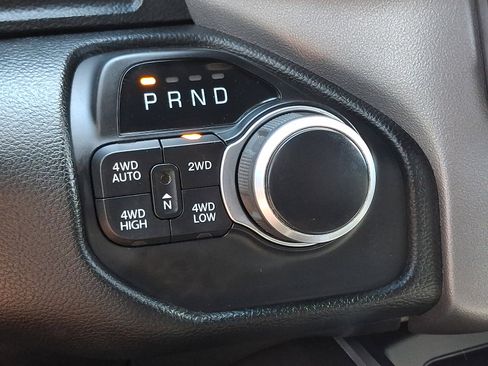 Used 2021 RAM 1500 Big Horn AWD/4WD image 14