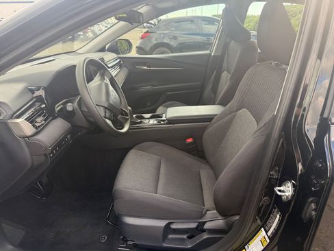 Used 2025 Toyota Camry LE image 25