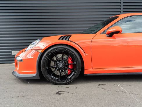 Used 2016 Porsche 911 GT3 RS image 12