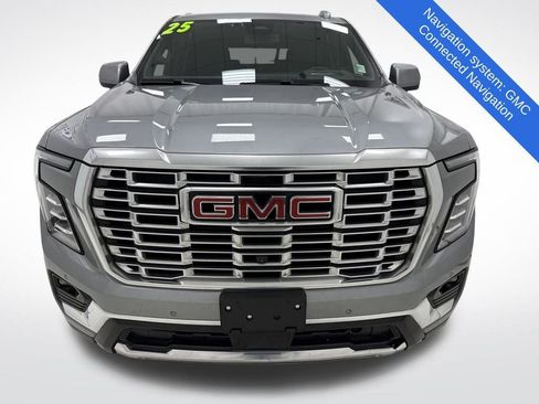 Used 2025 GMC Yukon Denali image 2