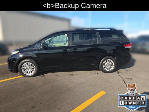 Used 2014 Toyota Sienna XLE FWD image 4