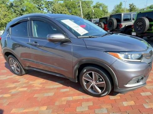 Used 2021 Honda HR-V EX image 3