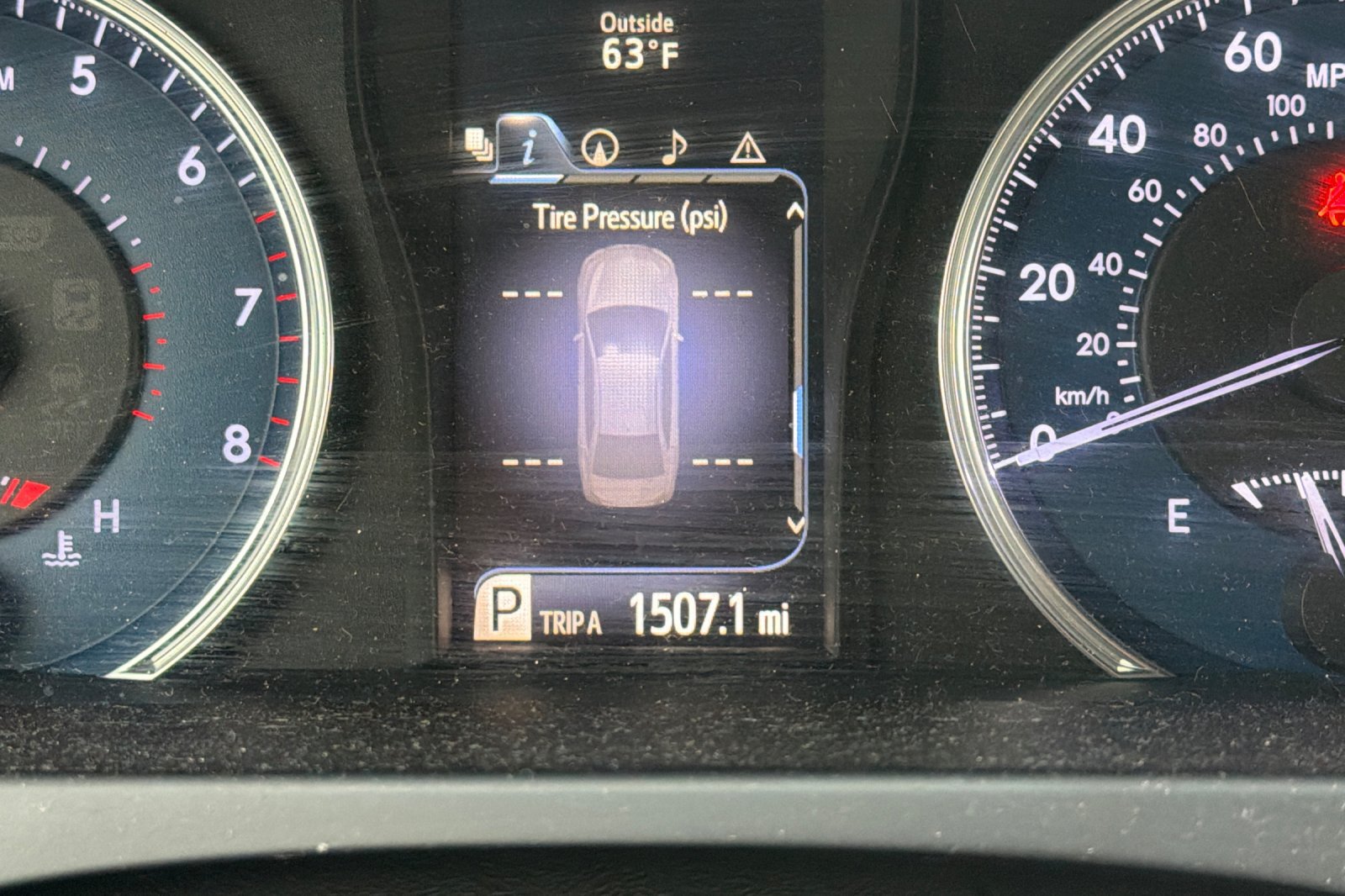 Used 2015 Toyota Camry XLE FWD image 32