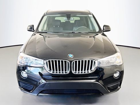 Used 2017 BMW X3 sDrive28i image 2