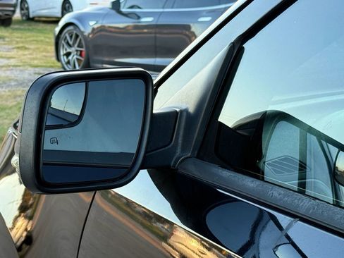 Used 2012 Ford Explorer XLT image 14