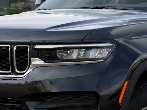 New 2026 Jeep Grand Cherokee Laredo AWD/4WD image 36