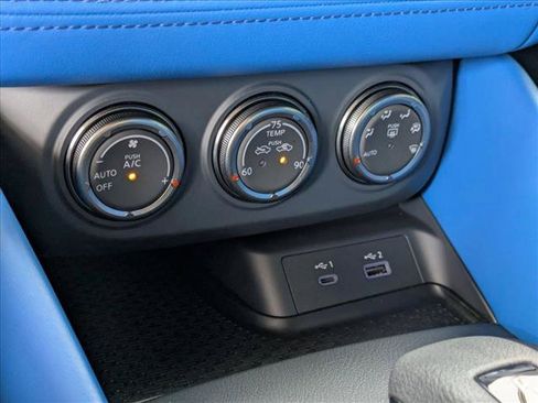 Used 2024 Nissan Z Performance w/ Floor Mat Package RWD image 13