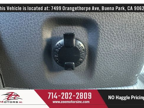 Used 2021 Toyota Sienna LE w/ LE Plus Package FWD image 31