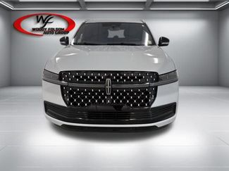 Used 2025 Lincoln Navigator Black Label video 2