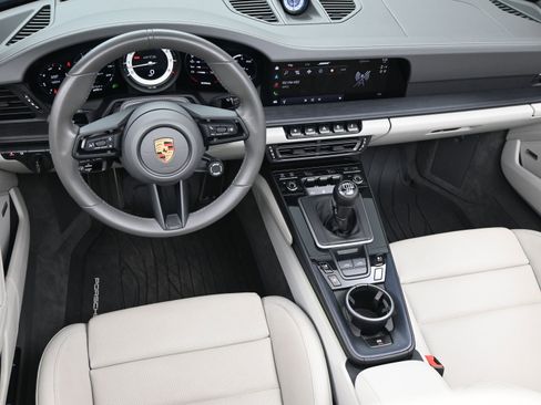 Certified 2024 Porsche 911 Targa 4 GTS image 8