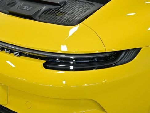 Used 2022 Porsche 911 GT3 RWD image 21