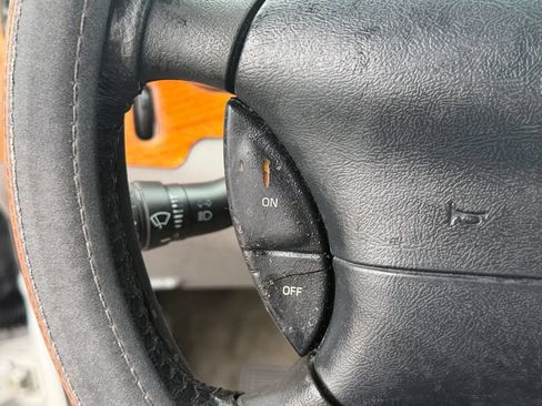 Used 1998 Ford Explorer Sport RWD image 16