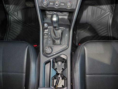 Used 2020 Volkswagen Tiguan S AWD/4WD image 39
