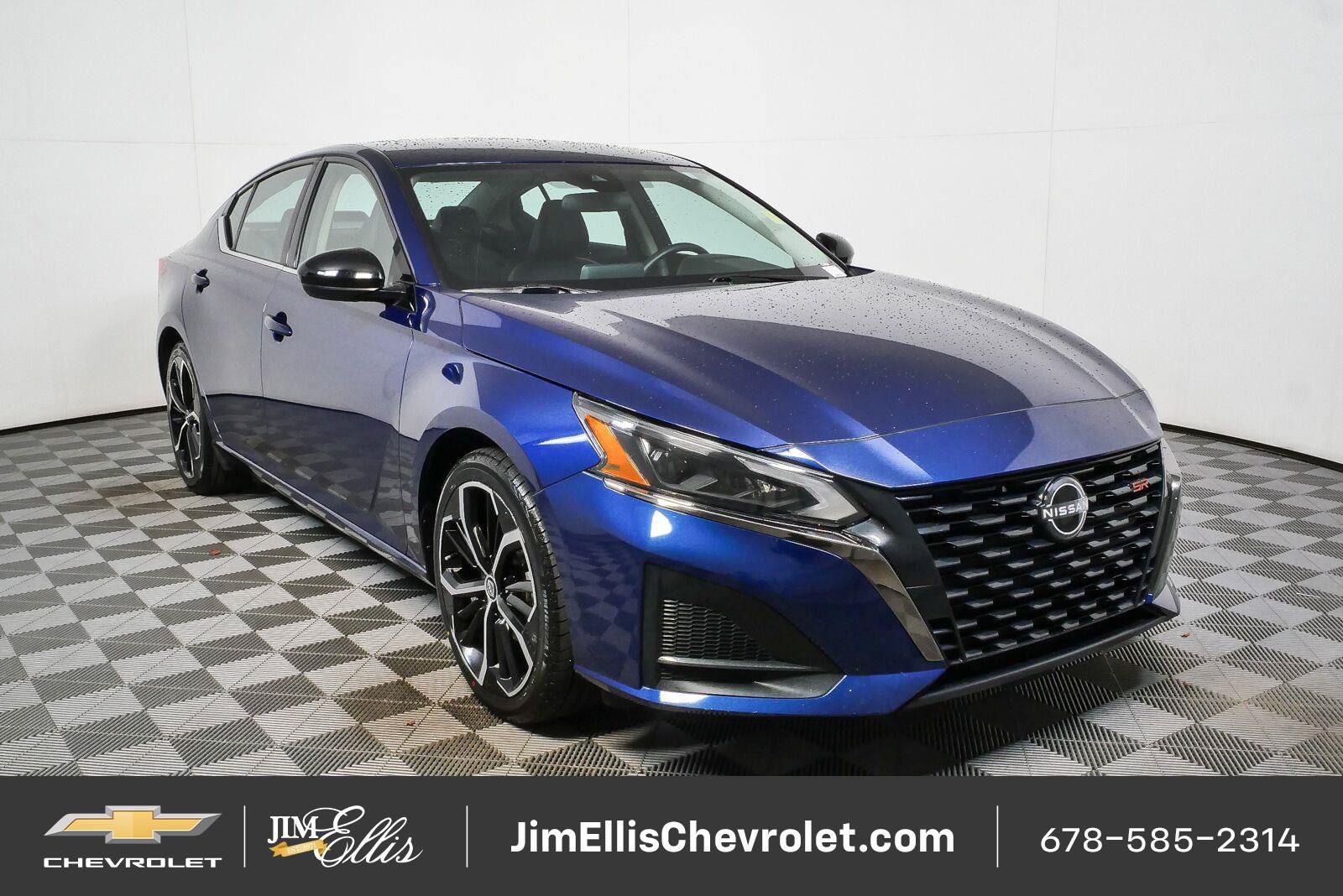 Used 2024 Nissan Altima 2.5 SR FWD image 1
