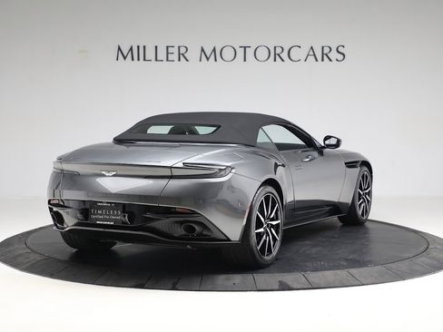 Used 2020 Aston Martin DB11 Volante RWD image 16