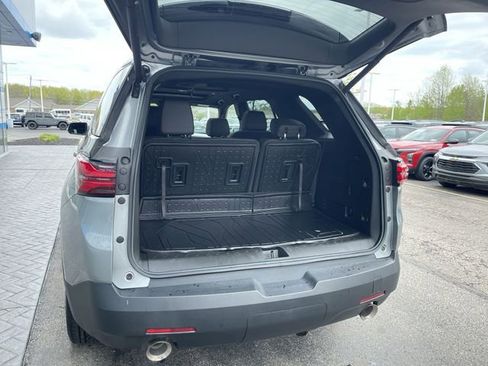 Certified 2023 Chevrolet Traverse RS w/ LPO, Floor Liner Package AWD/4WD image 25