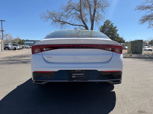 Used 2022 Kia K5 LXS image 8