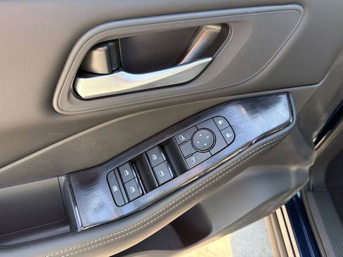 New 2026 Nissan Rogue SV w/ Cold Weather Package FWD image 17