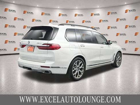 Used 2021 BMW X7 xDrive40i w/ Executive Package AWD/4WD image 5