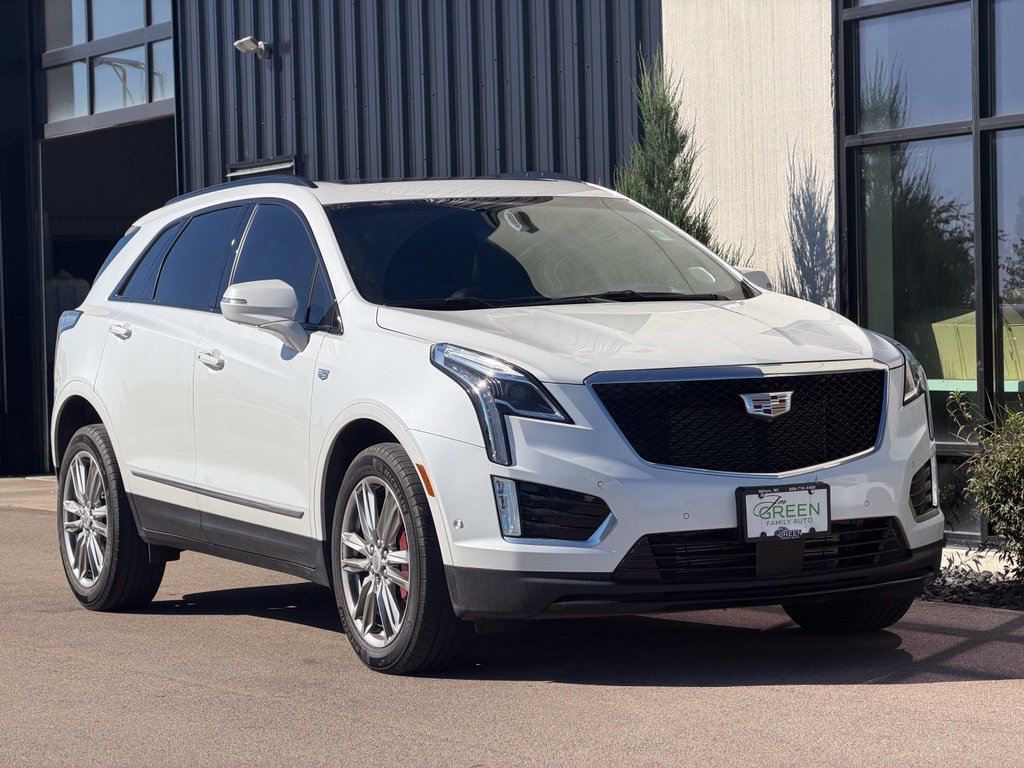 Used 2023 Cadillac XT5 Sportv w/ Technology Package AWD/4WD image 4